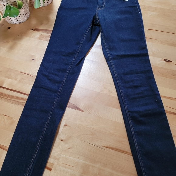NWT Dark Wash Jeans - Picture 7 of 7